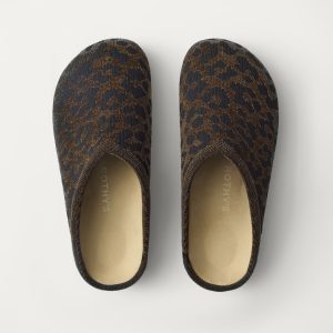 The Casual Clog - ReVelvet™ Cheetah