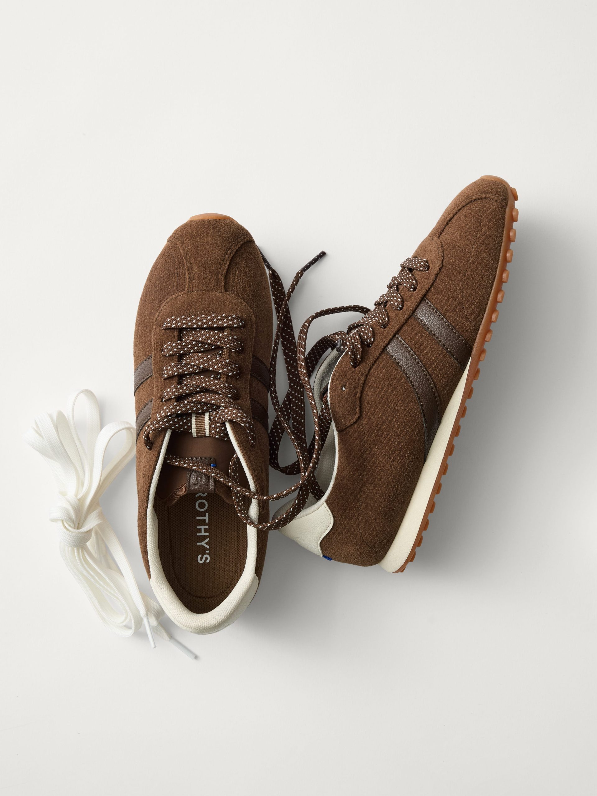 The Ivy Sneaker - ReVelvet™ Cinnamon - Image 8