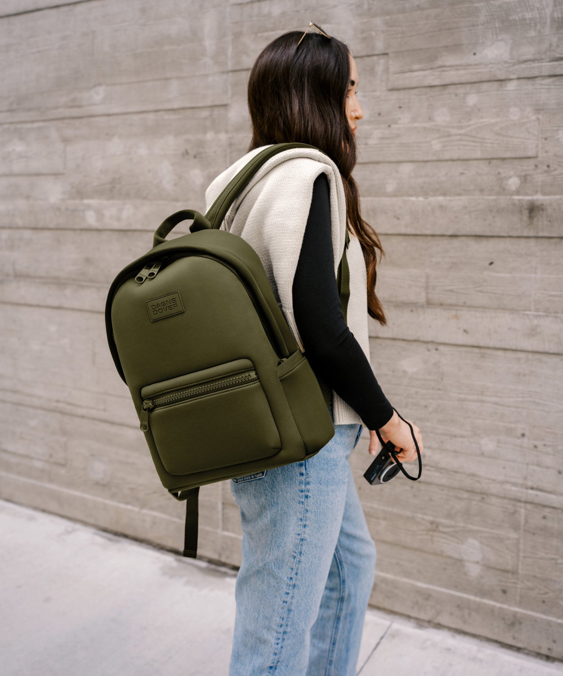 Dakota Backpack in Onyx. Medium - Image 2