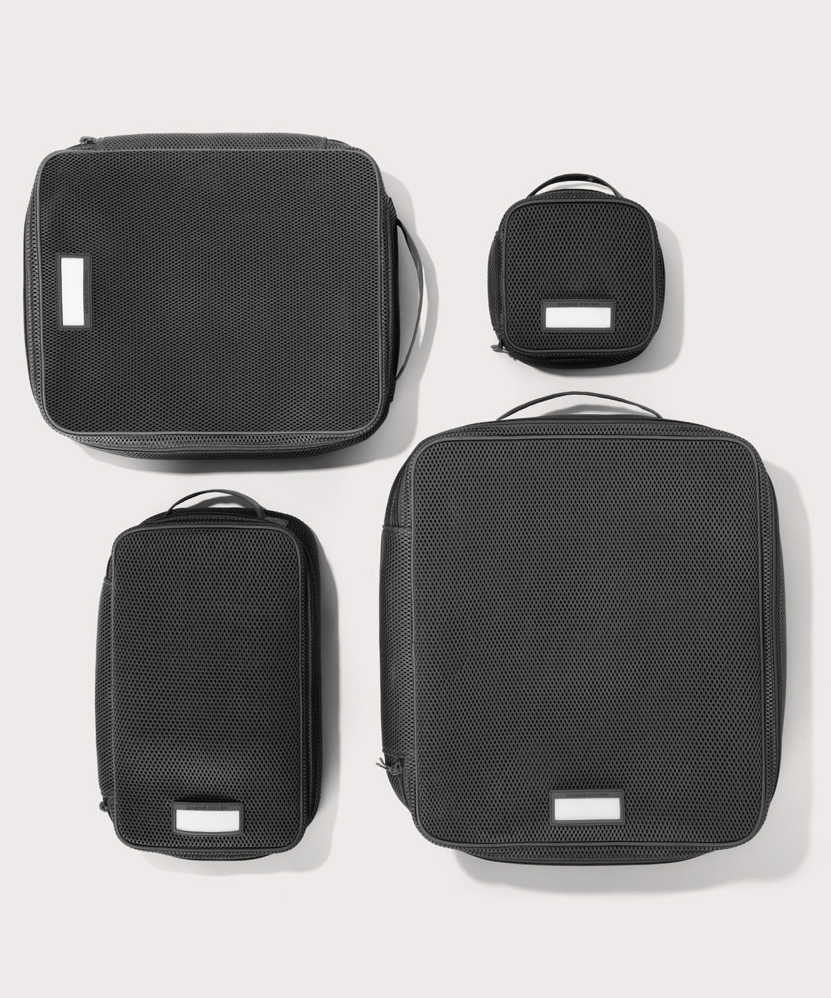 Roma Packing Cube in Carbon Air Mesh. Medium - Image 5